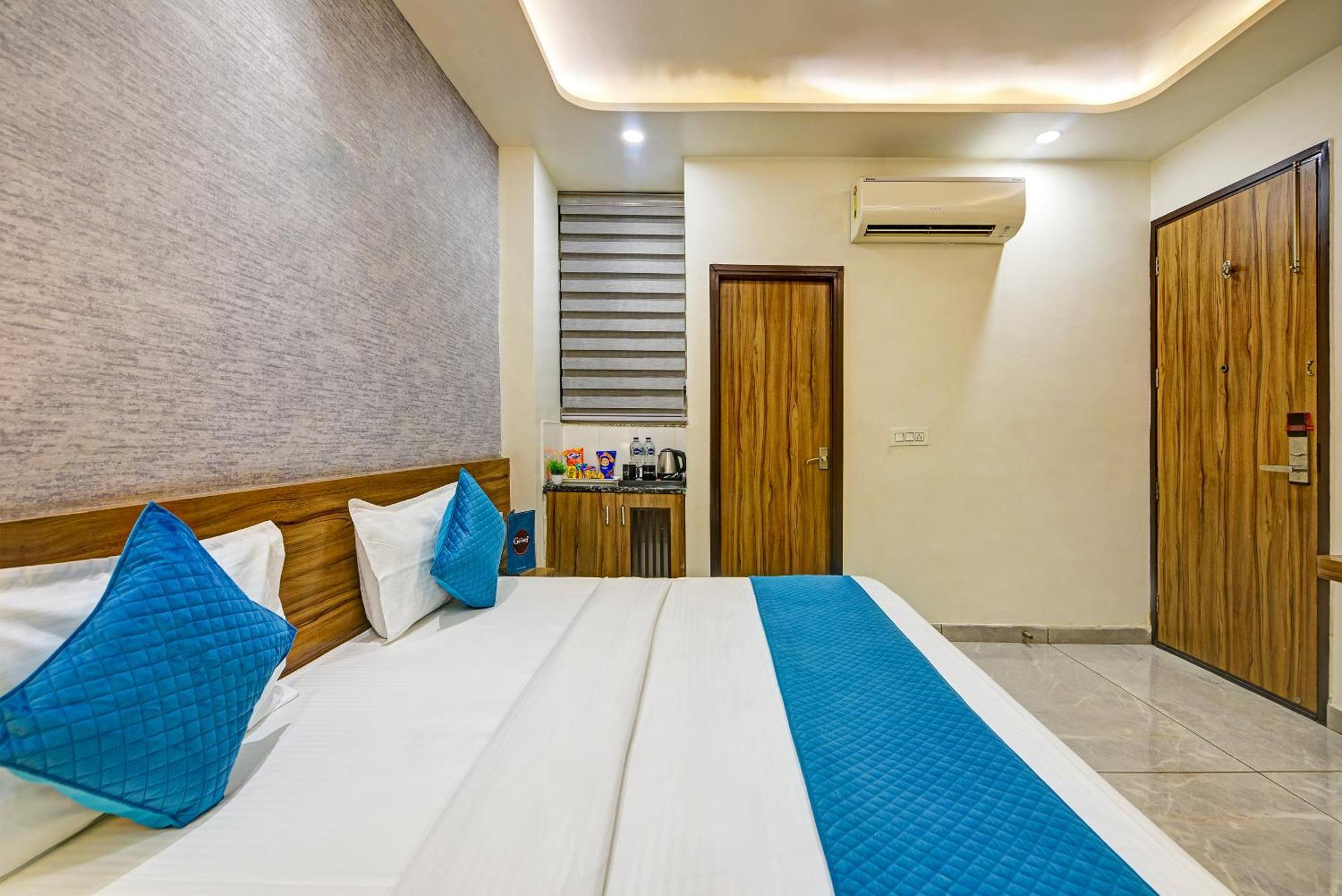 Gallivanto Inn Delhi  Buitenkant foto