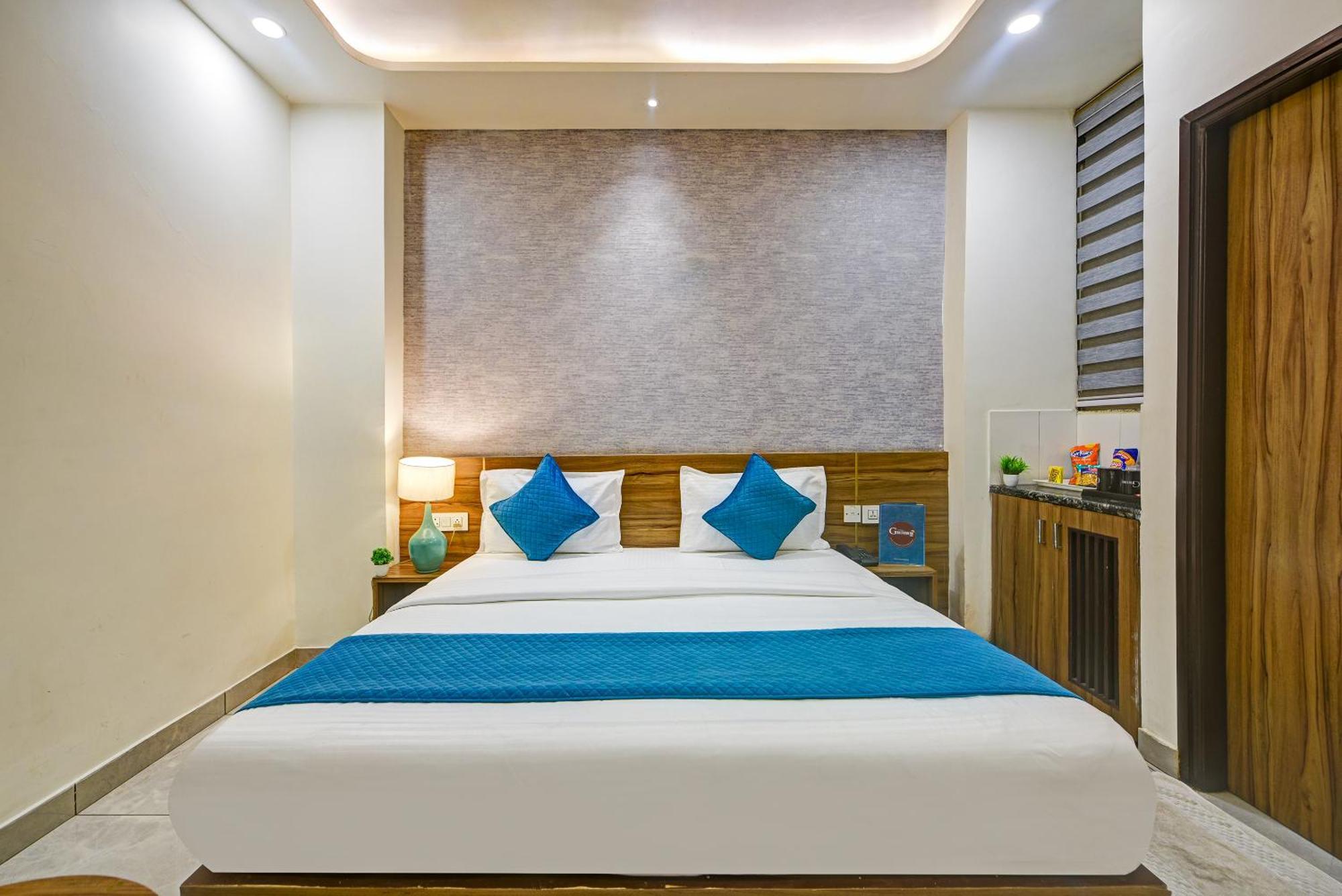 Gallivanto Inn Delhi  Buitenkant foto