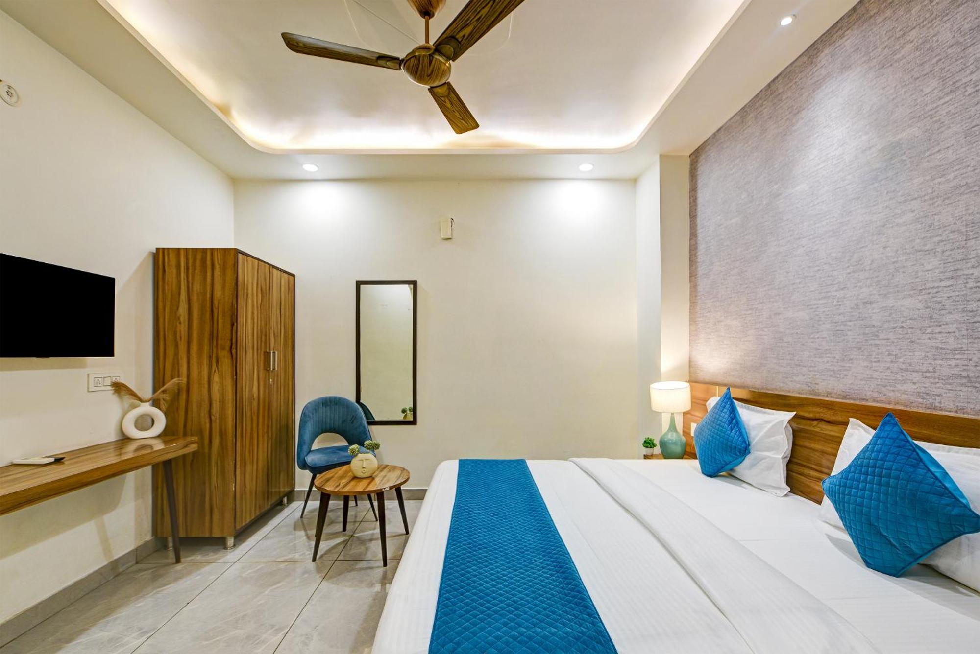 Gallivanto Inn Delhi  Buitenkant foto