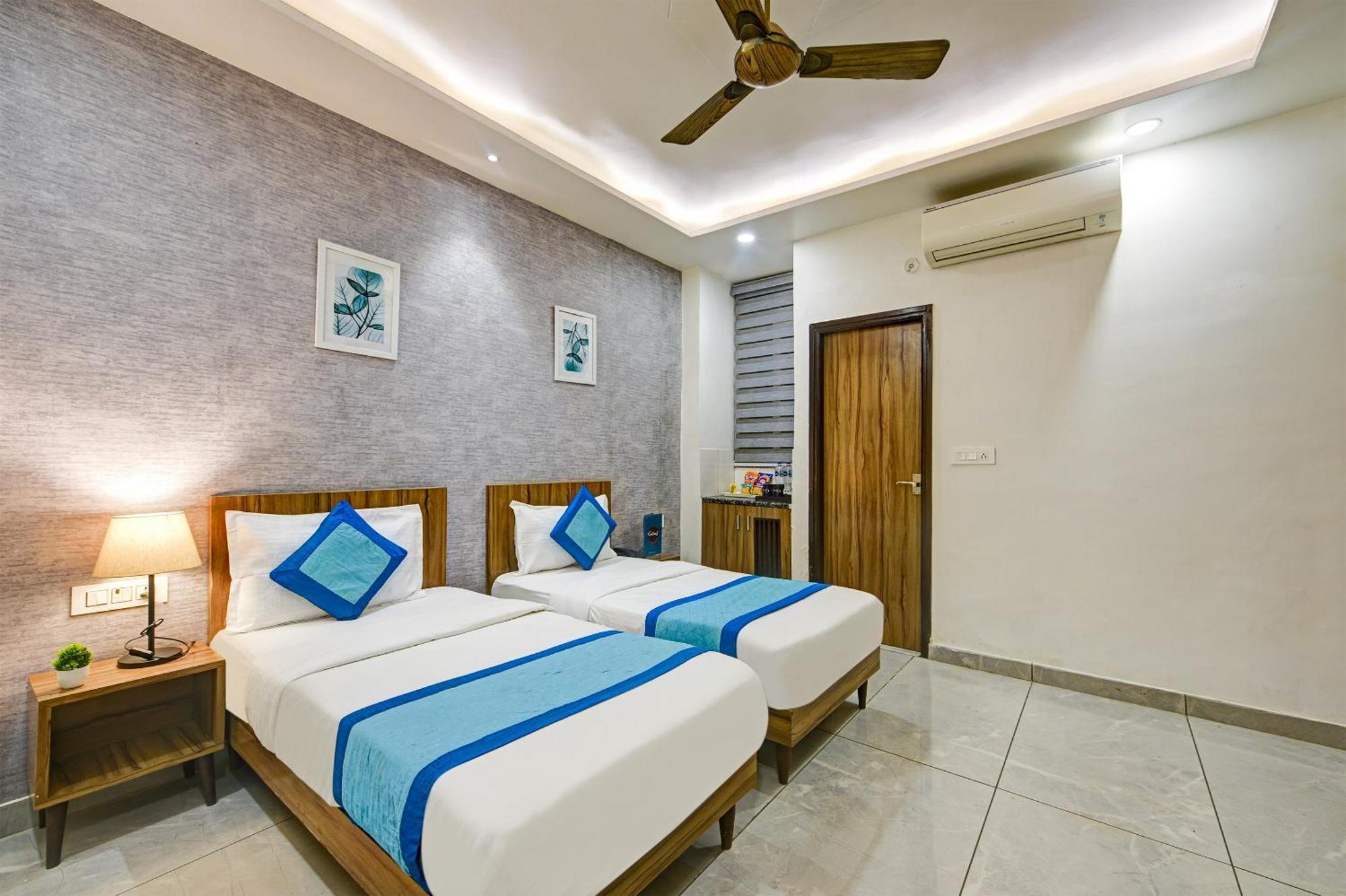 Gallivanto Inn Delhi  Buitenkant foto