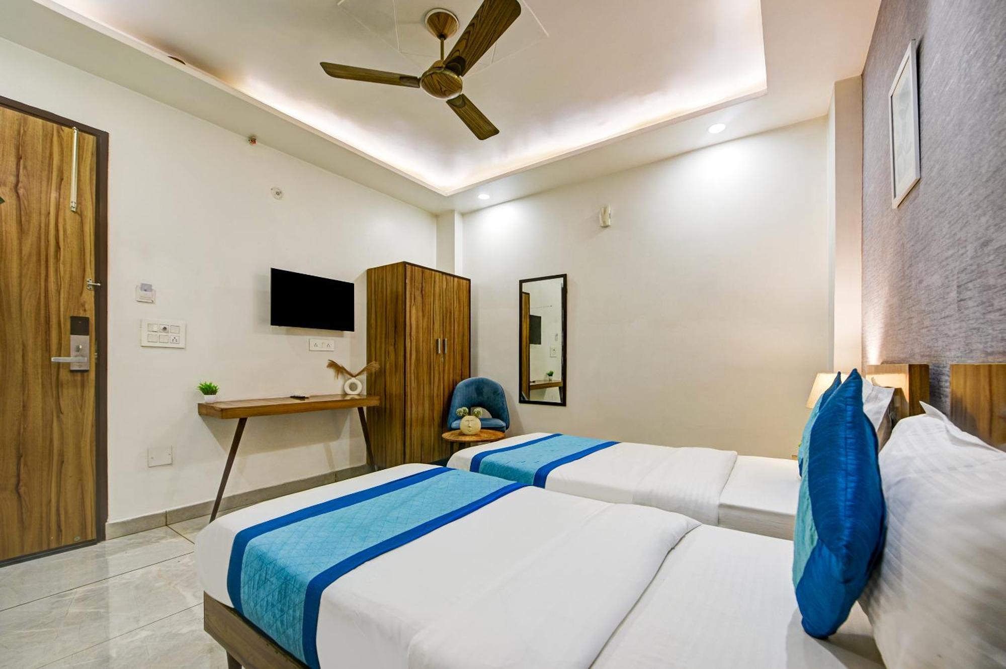 Gallivanto Inn Delhi  Buitenkant foto